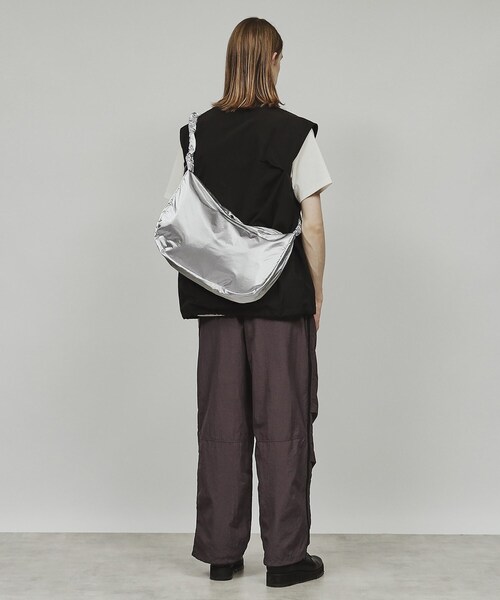 tk.TAKEO KIKUCHI（ティーケータケオキクチ）の「◆ドロストショルダーバッグ（ショルダーバッグ・メンズ・ブラック系/ブラック/ライトグレー/シルバー系/ブラック系2/ホワイト系3・00）」の12枚目の写真