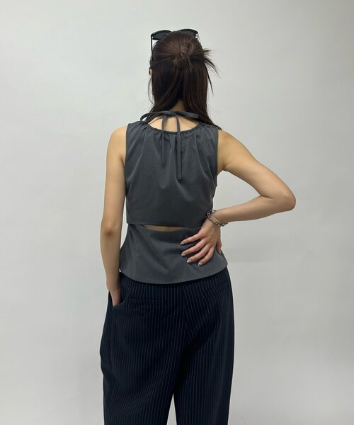 WHO'S WHO gallery（フーズフーギャラリー）の「ギャザーコイルデザインジレ（シャツ/ブラウス・レディース・ブラック/ネイビー/ピンク/グレー/サックスブルー/ブラック系その他・FREE）」の21枚目の写真