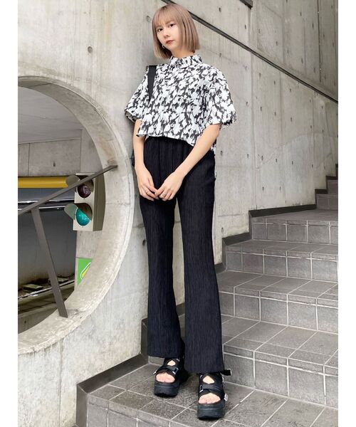 セール】プリーツイージーワイドパンツ（その他パンツ）｜MURUA