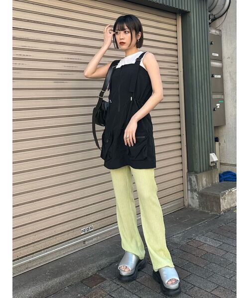 MURUA（ムルーア）の「プリーツイージーワイドパンツ（その他パンツ・レディース・ホワイト/ブラック/ライトグリーン・FREE）」の11枚目の写真