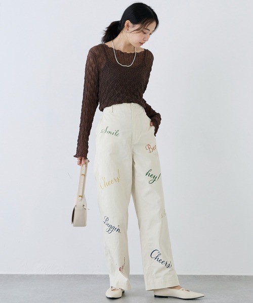 LAVEANGE(ラビアンジェ)の「ロゴプリントチノパンツ(チノパンツ・レディース・ベージュ系その他/ブラック・M/LL/3L/4L)」の7枚目の写真