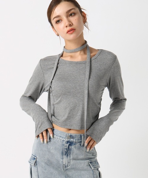 FOREVER 21(フォーエバー トゥエンティーワン)の「【2024FW】ボウタイシャーリングロングスリーブ(Tシャツ/カットソー・レディース・グレー/レッド/ブラック/ホワイト・SMALL/MEDIUM)」の3枚目の写真
