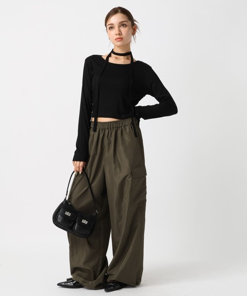 FOREVER 21(フォーエバー トゥエンティーワン)の「【2024FW】ボウタイシャーリングロングスリーブ(Tシャツ/カットソー・レディース・グレー/レッド/ブラック/ホワイト・SMALL/MEDIUM)」の20枚目の写真