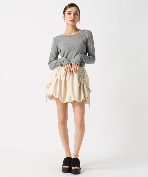 FOREVER 21(フォーエバー トゥエンティーワン)の「【2024FW】ボウタイシャーリングロングスリーブ(Tシャツ/カットソー・レディース・グレー/レッド/ブラック/ホワイト・SMALL/MEDIUM)」の22枚目の写真