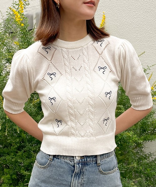 GORGE(ゴージ)の「《リボン刺しゅう×透かし編み》レディース 半袖ニット プルオーバー フェミニン 春夏秋(Tシャツ/カットソー・レディース・オフホワイト/ブラック/サックスブルー・F)」の7枚目の写真