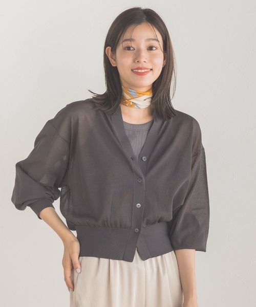 Droite lautreamont(ドロワットロートレアモン)の「キーネックシアーカーディガン≪手洗い可能≫(カーディガン/ボレロ・レディース・チャコールグレー/ベージュ/グリーン・M)」の2枚目の写真