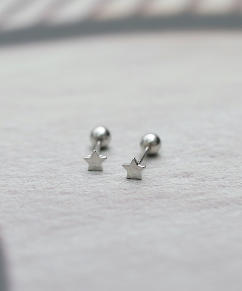Peony(ピオニー)の「【Peony/ピオニー】/サージカルステンレス シンプルスターピアス(ピアス(両耳用)・レディース・ゴールド/ピンクゴールド/シルバー・FREE)」の2枚目の写真