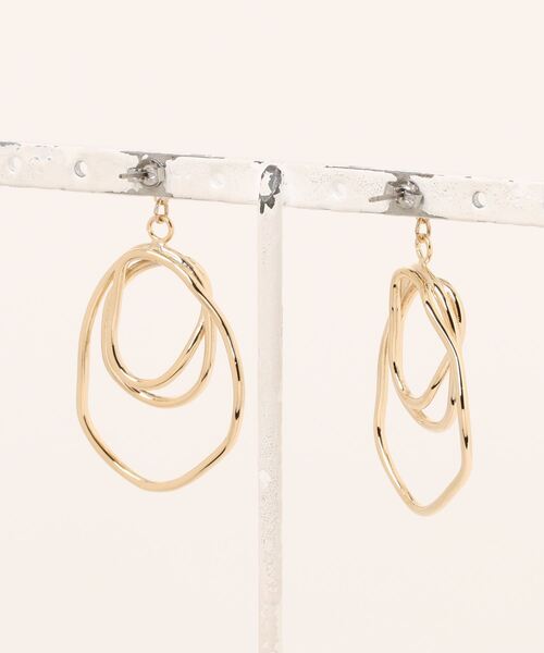 LE'RURE(リルアー)の「Overlap hoop pierce(ピアス(両耳用)・レディース・ゴールド・FREE)」の2枚目の写真