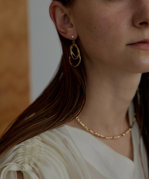 LE'RURE(リルアー)の「Overlap hoop pierce(ピアス(両耳用)・レディース・ゴールド・FREE)」の3枚目の写真