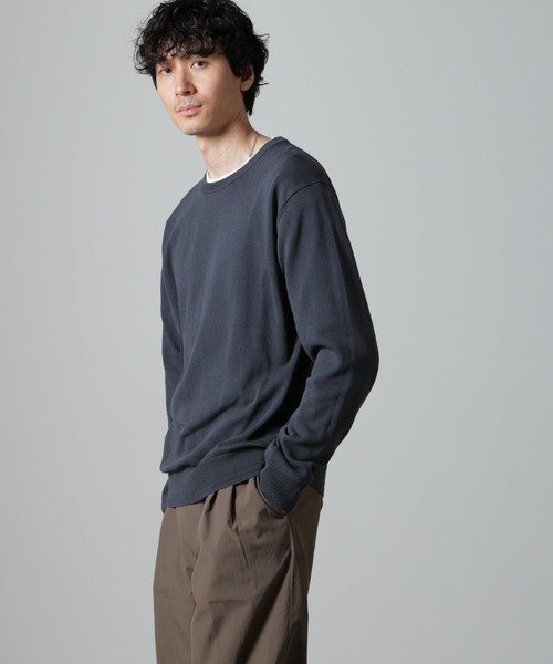 NANO universe（ナノユニバース）の「SOLOTEX(R)14Gゲージコットンクルーネックニット(手洗い可能)（ニット/セーター・メンズ・ベージュ/ブルーグレー/ブラック・M/S/L）」の2枚目の写真