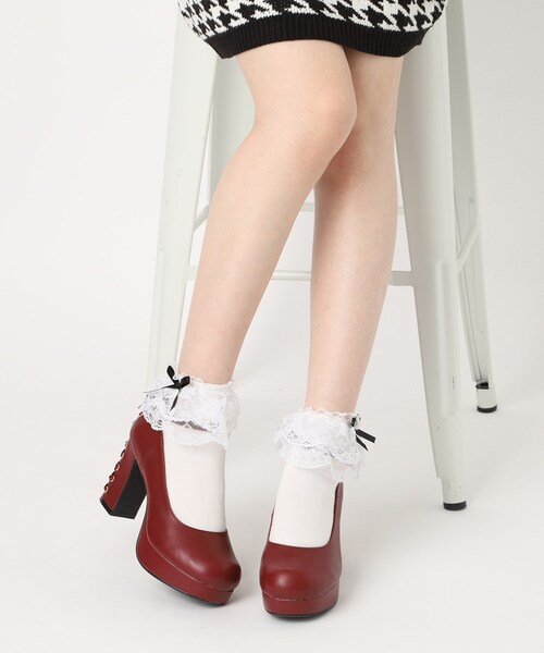 cs T&P（シーエスティーアンドピー）の「厚底ストラップ付リボンレースアップパンプス（パンプス・レディース・ワインレッド/ブラック系1/アイボリー/ブラック・S/M/L/LL）」の16枚目の写真