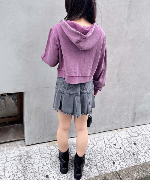 INGNI（イング）の「ピグメントスウェットショートZIPパーカー（パーカー・レディース・バーガンディー/ネイビー/ブラック・M）」の4枚目の写真