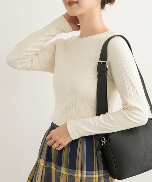 URBAN RESEARCH DOORS(アーバンリサーチドアーズ)の「針抜き長袖カットソー(Tシャツ/カットソー・レディース・ブラック系その他/アイボリー/ブラック/ゴールド・MEDIUM)」の2枚目の写真