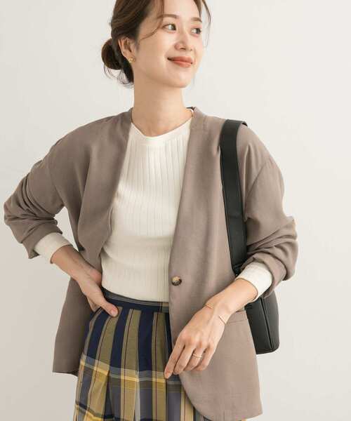 URBAN RESEARCH DOORS(アーバンリサーチドアーズ)の「針抜き長袖カットソー(Tシャツ/カットソー・レディース・ブラック系その他/アイボリー/ブラック/ゴールド・MEDIUM)」の13枚目の写真