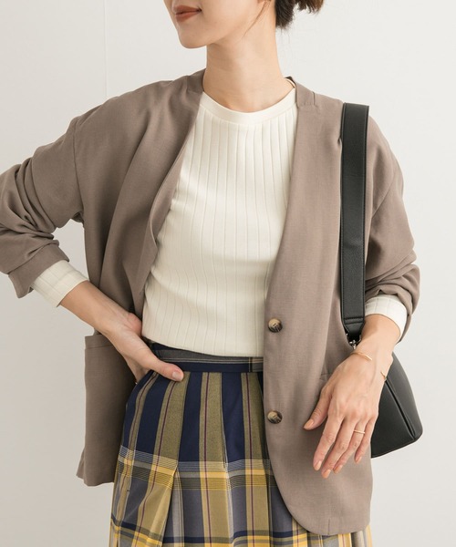 URBAN RESEARCH DOORS(アーバンリサーチドアーズ)の「針抜き長袖カットソー(Tシャツ/カットソー・レディース・ブラック系その他/アイボリー/ブラック/ゴールド・MEDIUM)」の14枚目の写真