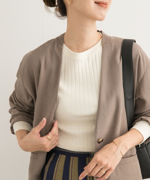 URBAN RESEARCH DOORS(アーバンリサーチドアーズ)の「針抜き長袖カットソー(Tシャツ/カットソー・レディース・ブラック系その他/アイボリー/ブラック/ゴールド・MEDIUM)」の15枚目の写真