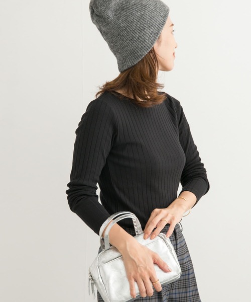 URBAN RESEARCH DOORS(アーバンリサーチドアーズ)の「針抜き長袖カットソー(Tシャツ/カットソー・レディース・ブラック系その他/アイボリー/ブラック/ゴールド・MEDIUM)」の16枚目の写真