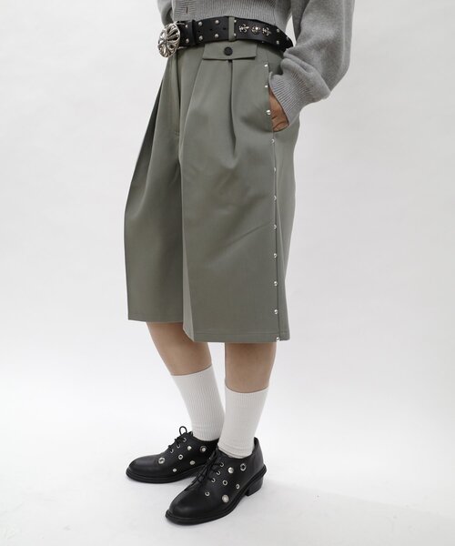 WHO'S WHO gallery（フーズフーギャラリー）の「【HiNT/ヒント】スタッズタックハーフスラックス（スラックス・レディース・ブラウン/ネイビー/グレー/チャコールグレー・FREE）」の5枚目の写真