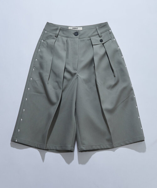 WHO'S WHO gallery（フーズフーギャラリー）の「【HiNT/ヒント】スタッズタックハーフスラックス（スラックス・レディース・ブラウン/ネイビー/グレー/チャコールグレー・FREE）」の8枚目の写真