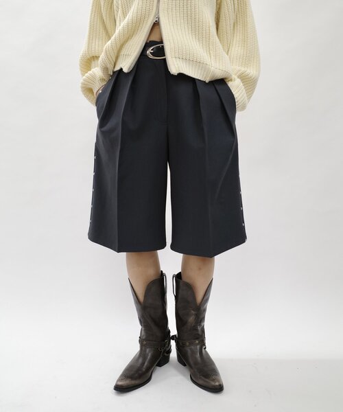 WHO'S WHO gallery（フーズフーギャラリー）の「【HiNT/ヒント】スタッズタックハーフスラックス（スラックス・レディース・ブラウン/ネイビー/グレー/チャコールグレー・FREE）」の11枚目の写真