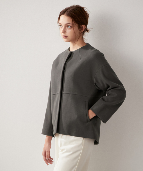 LE SOUK HOLIDAY(ルスークホリデー)の「【BEAUTYLUX】フェイクウールショートコート(ノーカラーコート・レディース・グレー/チャコールグレー/ベージュ/ブラック・M/L)」の8枚目の写真