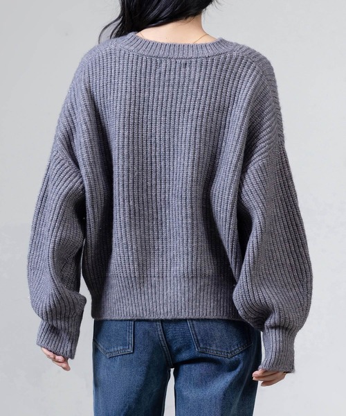 DAY CLOSET(デイ クローゼット)の「レディース 長袖ボリューム袖グリッターラメニットプルオーバー(ニット/セーター・レディース・グレー/レッド/ライトブラウン・FREE)」の6枚目の写真