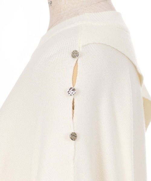 axes femme(アクシーズファム)の「2WAYケープ風ニットプルオーバー(ニット/セーター・レディース・ブラック/モカ/キナリ・FREE)」の20枚目の写真