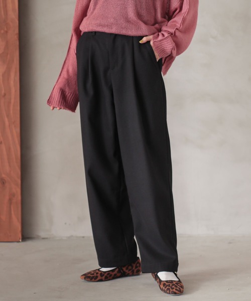 n'OrLABEL(ノアールレーベル)の「微起毛ワンタックテーパードパンツ(その他パンツ・レディース・ベージュ/チャコール/ブラック・1/2)」の2枚目の写真