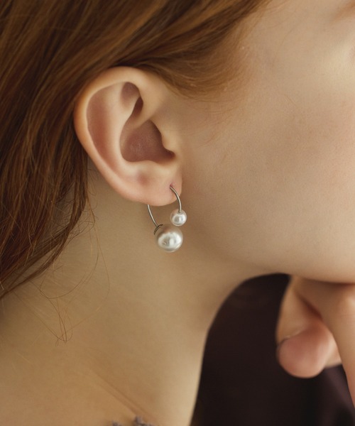 CENE（セネ）の「【CENE】セネ/ダブルパールピアス（ピアス（両耳用）・レディース・ゴールド/シルバー・FREE）」の2枚目の写真