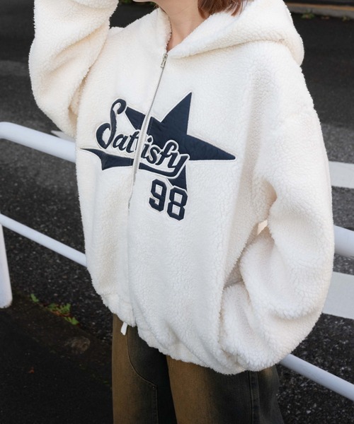WEGO(ウィゴー)の「WEGO/ロゴボアパーカー(ブルゾン・レディース・ブラック/アイボリー・FREE)」の19枚目の写真