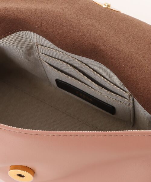 FURLA（フルラ）の「FURLA SFERA SOFT MINI CROSSBODY TOP HAND（ハンドバッグ・レディース・ホワイト/テラコッタ/ブラック・ONE SIZE）」の7枚目の写真