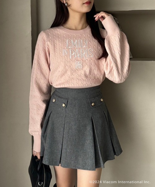 one after another NICE CLAUP（ワンアフターアナザーナイスクラップ）の「【 EMILY IN PARIS × one after another NICECLAUP 】ケーブルニット（ニット/セーター・レディース・オフホワイト/ブラック/ピンク/レッド・FREE）」の4枚目の写真