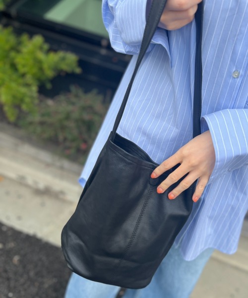 美品 Morphee モルフェ レザー ショルダー バッグ CYLINDER 黒 CYLINDER S | Morphee(モルフェ) / バッグ ショルダーバッグ