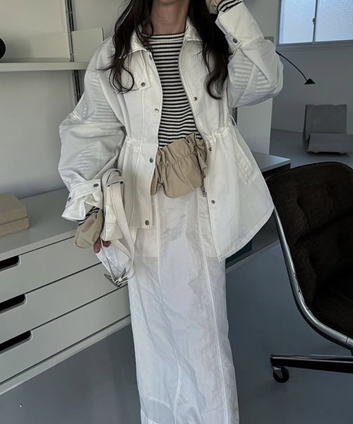 WILLFULLY（ウィルフリー）の「flap pocket bi color stitch pencil nylon SK（スカート・レディース・ホワイト/ベージュ/グレー系その他・FREE）」の22枚目の写真