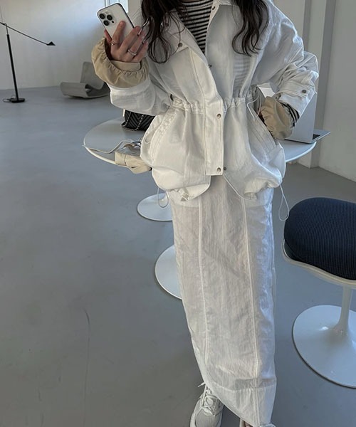 WILLFULLY（ウィルフリー）の「flap pocket bi color stitch pencil nylon SK（スカート・レディース・ホワイト/ベージュ/グレー系その他・FREE）」の20枚目の写真