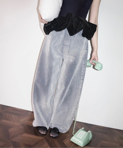 musubore(ムスボレ)の「flocky wide denim PT / フロッキーデニムパンツ(デニムパンツ・レディース・レッド/グレー/ブラウン/カーキ・0/1)」の11枚目の写真