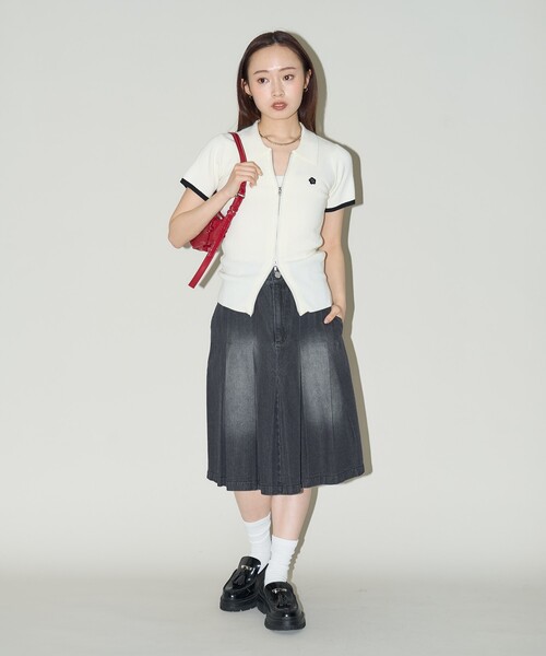 PUBLUX（パブリュクス）の「PUBLUX/パブリュクス プリーツ デニム スカート　限定展開（スカート・レディース・サックスブルー/ブラック・S/M）」の10枚目の写真