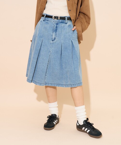 PUBLUX（パブリュクス）の「PUBLUX/パブリュクス プリーツ デニム スカート　限定展開（スカート・レディース・サックスブルー/ブラック・S/M）」の14枚目の写真