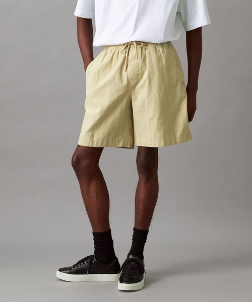 Calvin Klein(カルバン・クライン)の「テクスチャー コットン ショーツ(その他パンツ・メンズ・ベージュ・L/M/S)」の3枚目の写真
