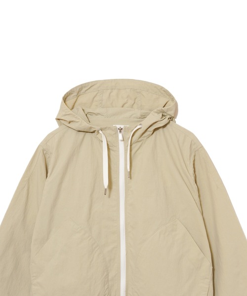 ORCIVAL(オーシバル)の「ORCIVAL Nylon Taffeta Hooded Jacket(その他アウター・レディース・ライトベージュ/ネイビー・1)」の5枚目の写真