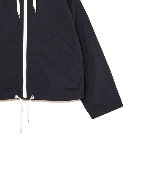 ORCIVAL(オーシバル)の「ORCIVAL Nylon Taffeta Hooded Jacket(その他アウター・レディース・ライトベージュ/ネイビー・1)」の10枚目の写真