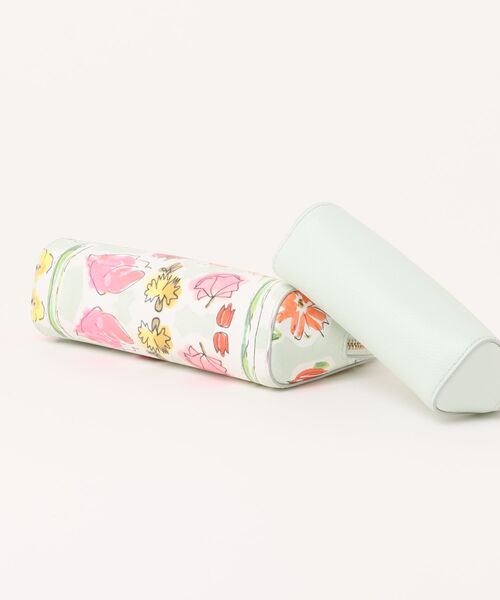 FURLA（フルラ）の「【WEB限定】FURLA CAMELIA M COSMETIC CASE SET（ポーチ・レディース・グリーン系その他6・ONE SIZE）」の7枚目の写真