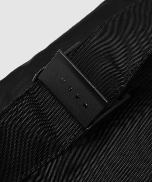 MARNI（マルニ）の「NYLON / ミディアムショルダーバッグ（ボディバッグ/ウエストポーチ・メンズ・ブラック・ONE SIZE）」の6枚目の写真