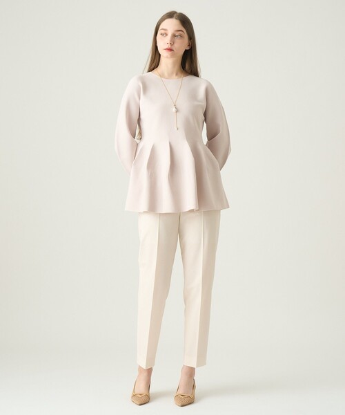 ANAYI(アナイ)の「ボリュームペプラムプルオーバー(ニット/セーター・レディース・ブラック/オフホワイト/ベージュ・38/36)」の8枚目の写真