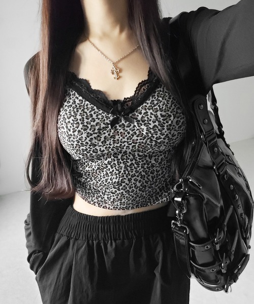 me+em select(ミームセレクト)の「【 2点セット 】ドッキングレースレオパードキャミソール + カーディガン SET / docking lace leopard camisole + cardigan SET(アンサンブル・レディース・ホワイト/ブラック・FREE)」の17枚目の写真