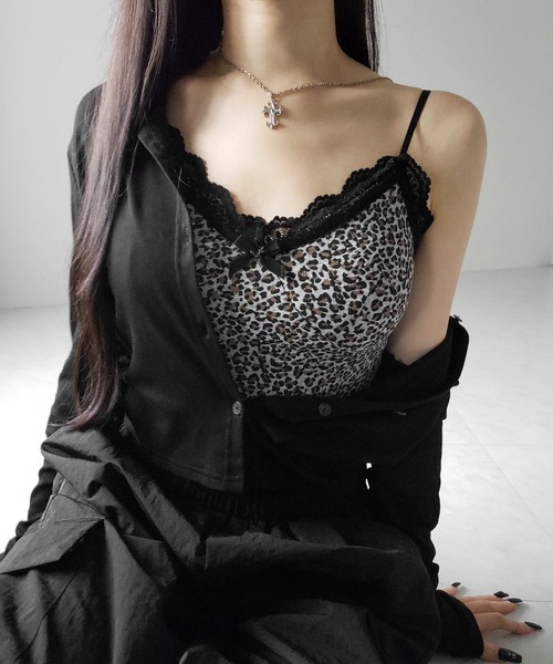 me+em select(ミームセレクト)の「【 2点セット 】ドッキングレースレオパードキャミソール + カーディガン SET / docking lace leopard camisole + cardigan SET(アンサンブル・レディース・ホワイト/ブラック・FREE)」の16枚目の写真