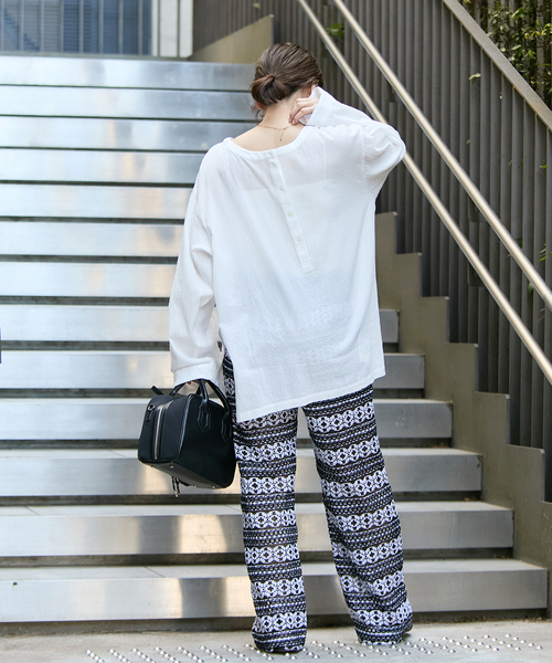 JOURNAL STANDARD（ジャーナルスタンダード）の「ソフトガーゼ2WAYビッグプルオーバー（シャツ/ブラウス・レディース・ホワイト/ピンク/ブラック・FREE）」の15枚目の写真