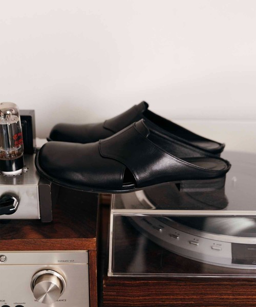 セール】【LA PEAU DE GEM】side hole slip-on/サイドホール