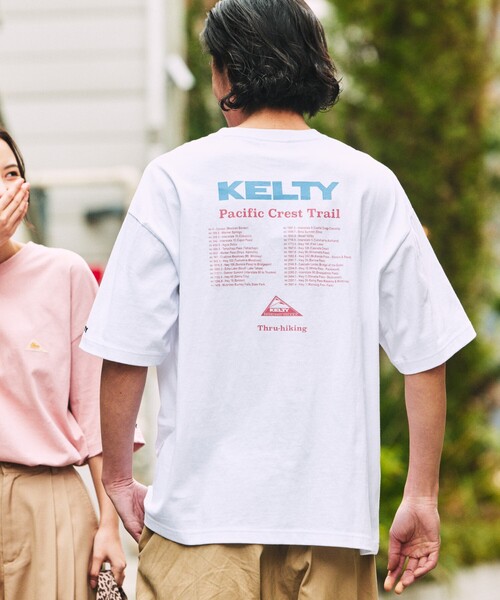 FREAK'S STORE(フリークスストア)の「限定展開 KELTY×FREAK'S STORE/ケルティ 別注 ビッグシルエット ツアーロゴ バックプリント クルーネックTシャツ(Tシャツ/カットソー・メンズ・アッシュグレー/ホワイト/グレイッシュベージュ/スミクロ/ピンク・LARGE/MEDIUM/SMALL)」の15枚目の写真