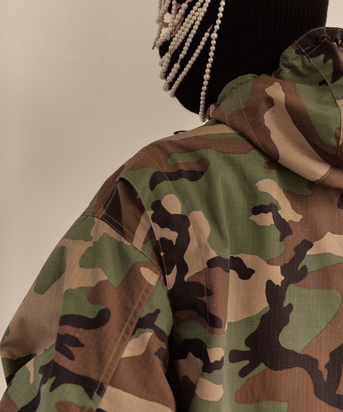 LIBERE(リベーレ)の「LIBERE リベーレ / OVERSIZED HOOD JACKET リップストップオーバーサイズフードジャケット / 251101-251102(ブルゾン・メンズ・ブラック/カモフラージュ・LARGE/MEDIUM/SMALL)」の3枚目の写真